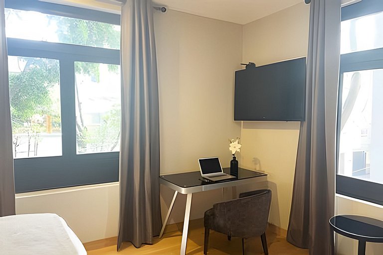 Modern Suite 2 Heart of Roma Norte |Self-check-in