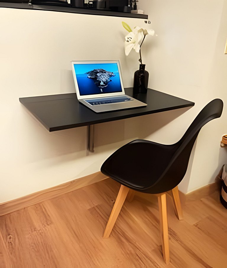 Stay in the HEART of Roma Norte. Self-check-in