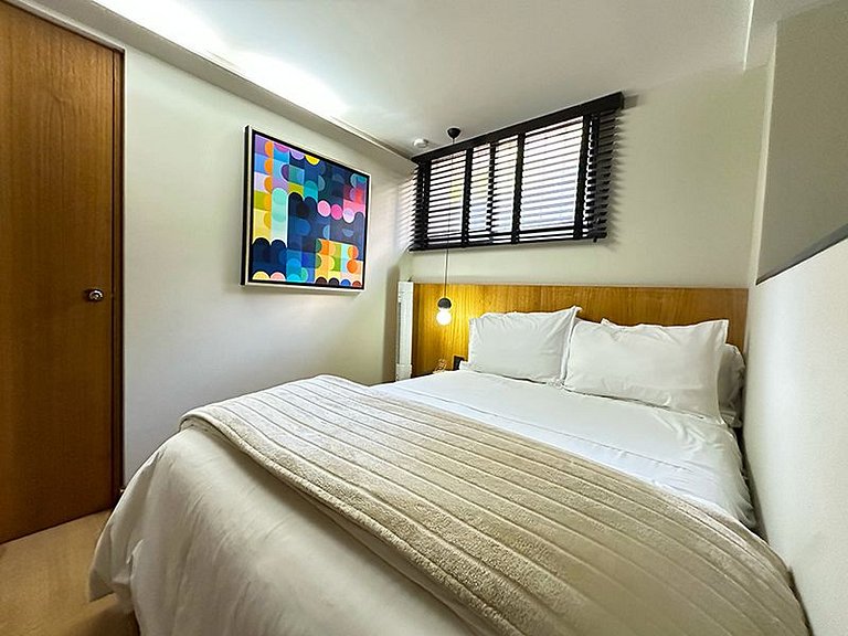 Stay in the HEART of Roma Norte. Self-check-in