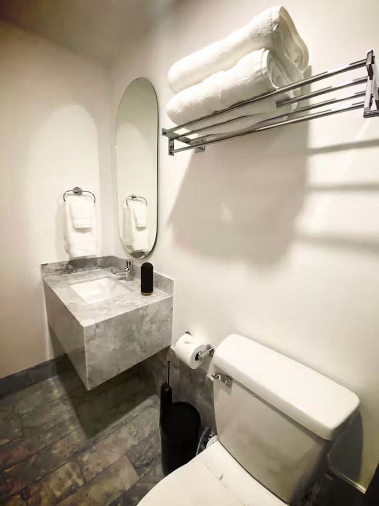 Modern Suite 6 Heart of Roma Norte | Self check-in