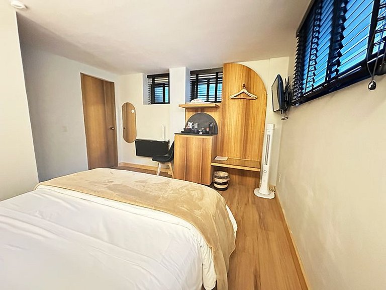 Stay in the Heart of Roma Norte. 5 Self-check-in
